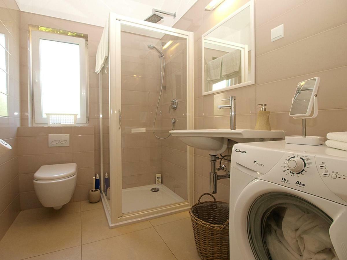 Apartmani Val Пула Екстериор снимка